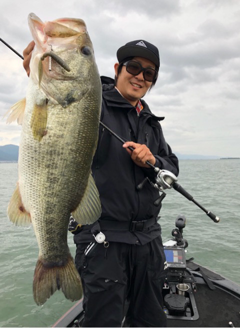 o0480065614198105526