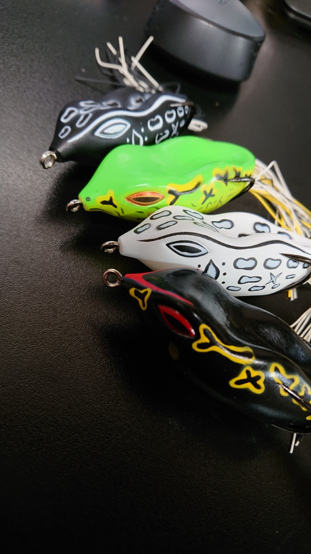 o0607108014393466160